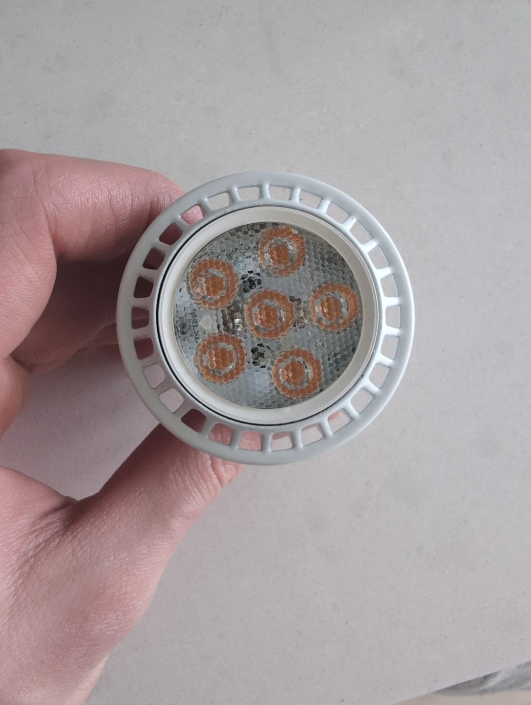 4x GU10 7W LED Bulbs - photo 2