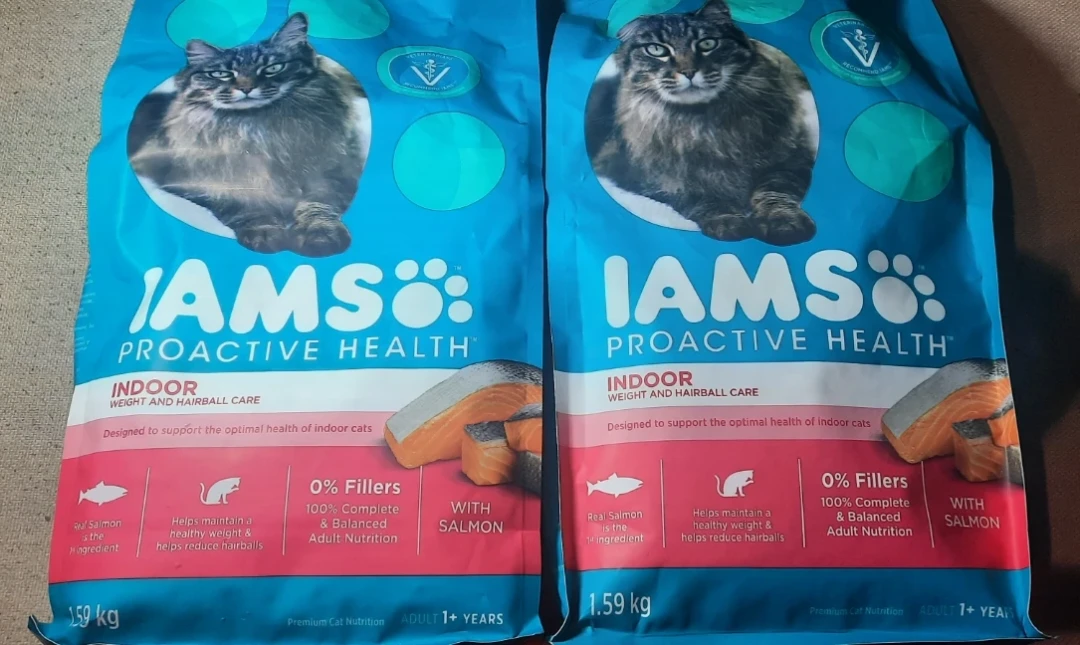 Sealed x2 Iams Health Indoor Weight & Hairball Dry Cat Food - photo 2