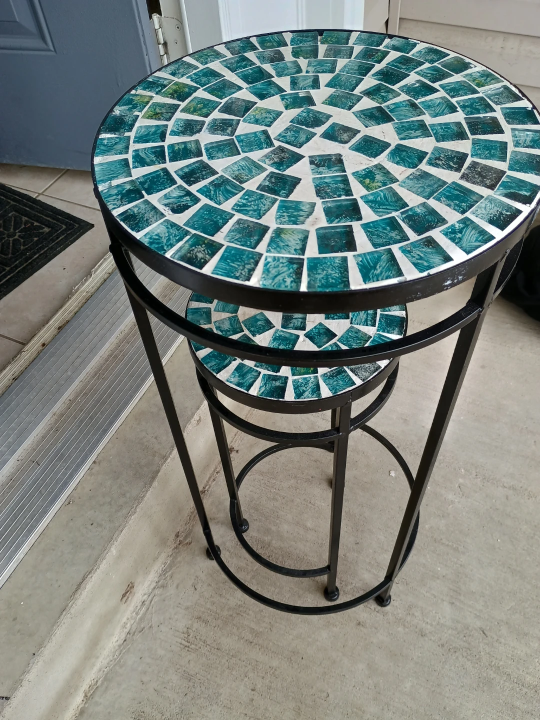 Mosaic Round Nesting Accent Tables