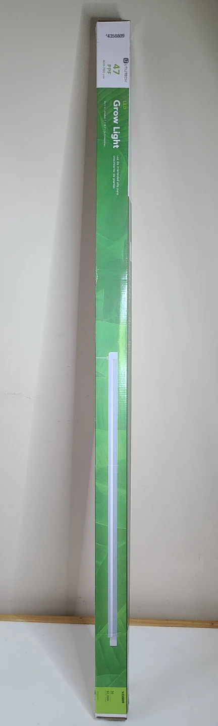 *NEW* Grow Lamp / Light LED 4 Ft for Plants