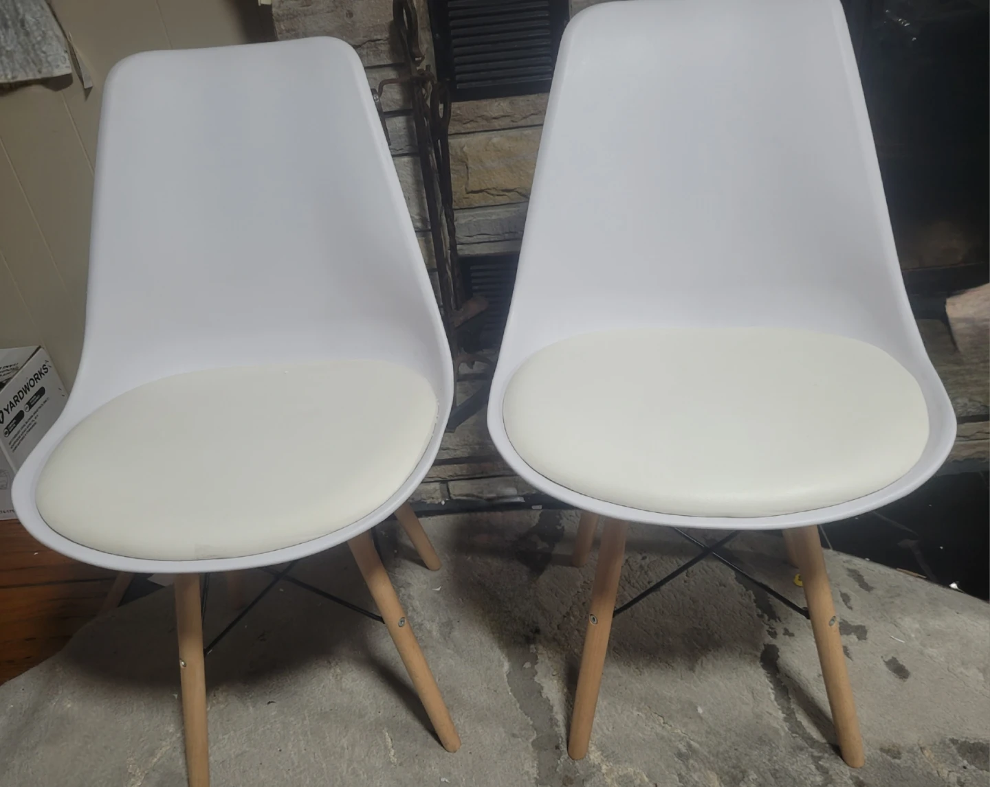 Table and Chairs Set - photo 2