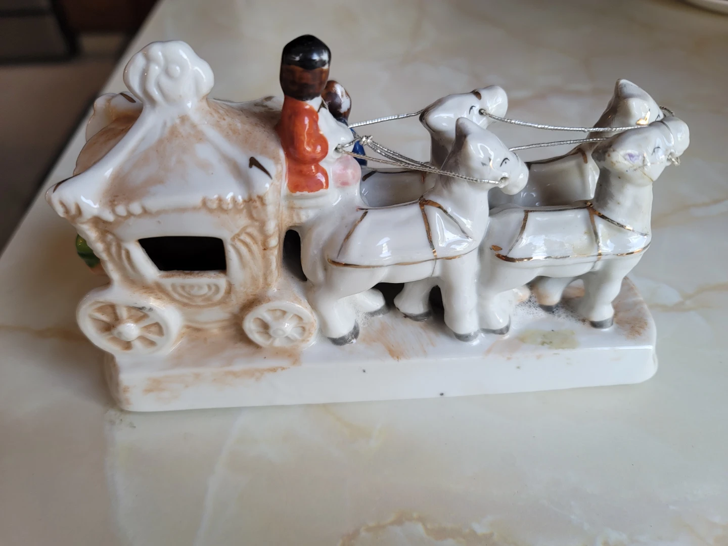 Royal Japan Hand Painted Porcelain Carriage with Horses Figurine - photo 2