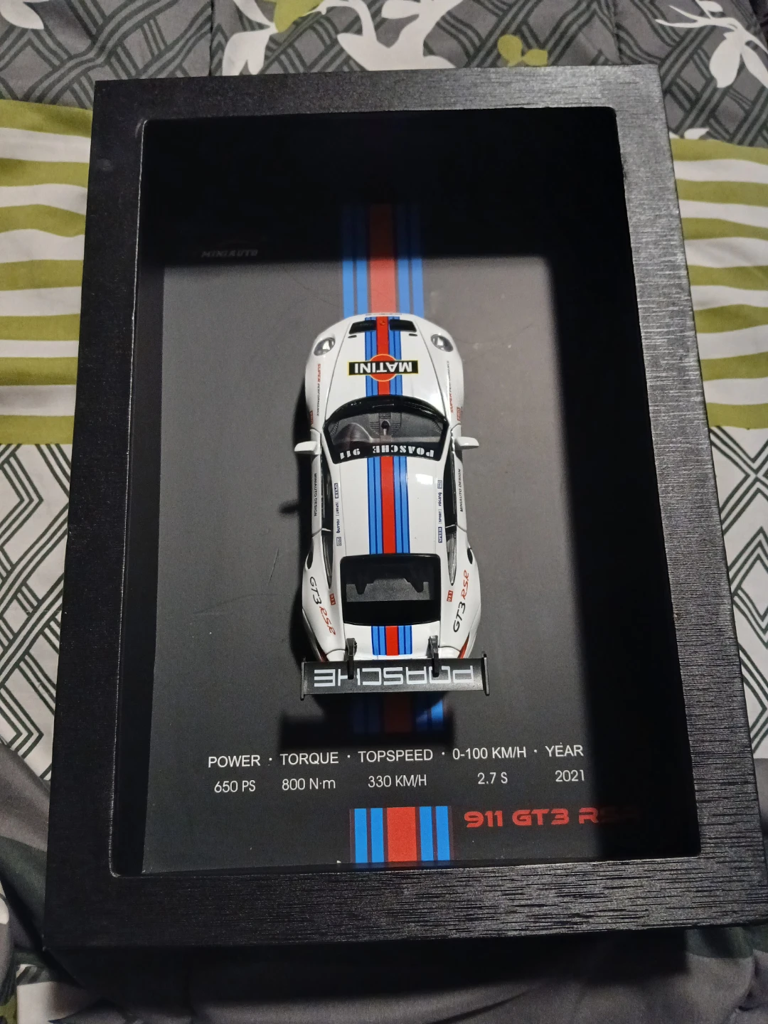 Porsche 911 GT3 R Martini Racing Diecast Model