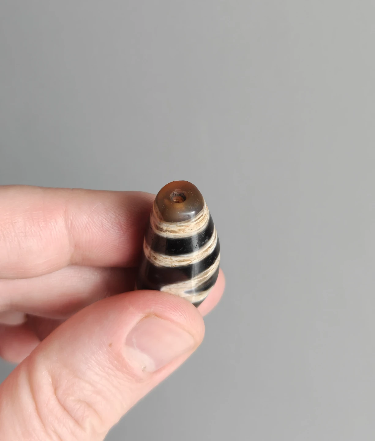 Tibetan Banded Agate Dzi Bead - photo 3