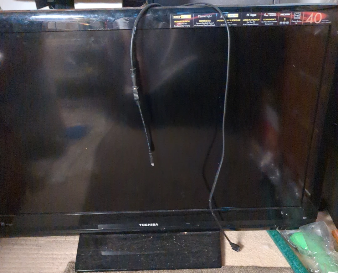 Toshiba 40 inch TV