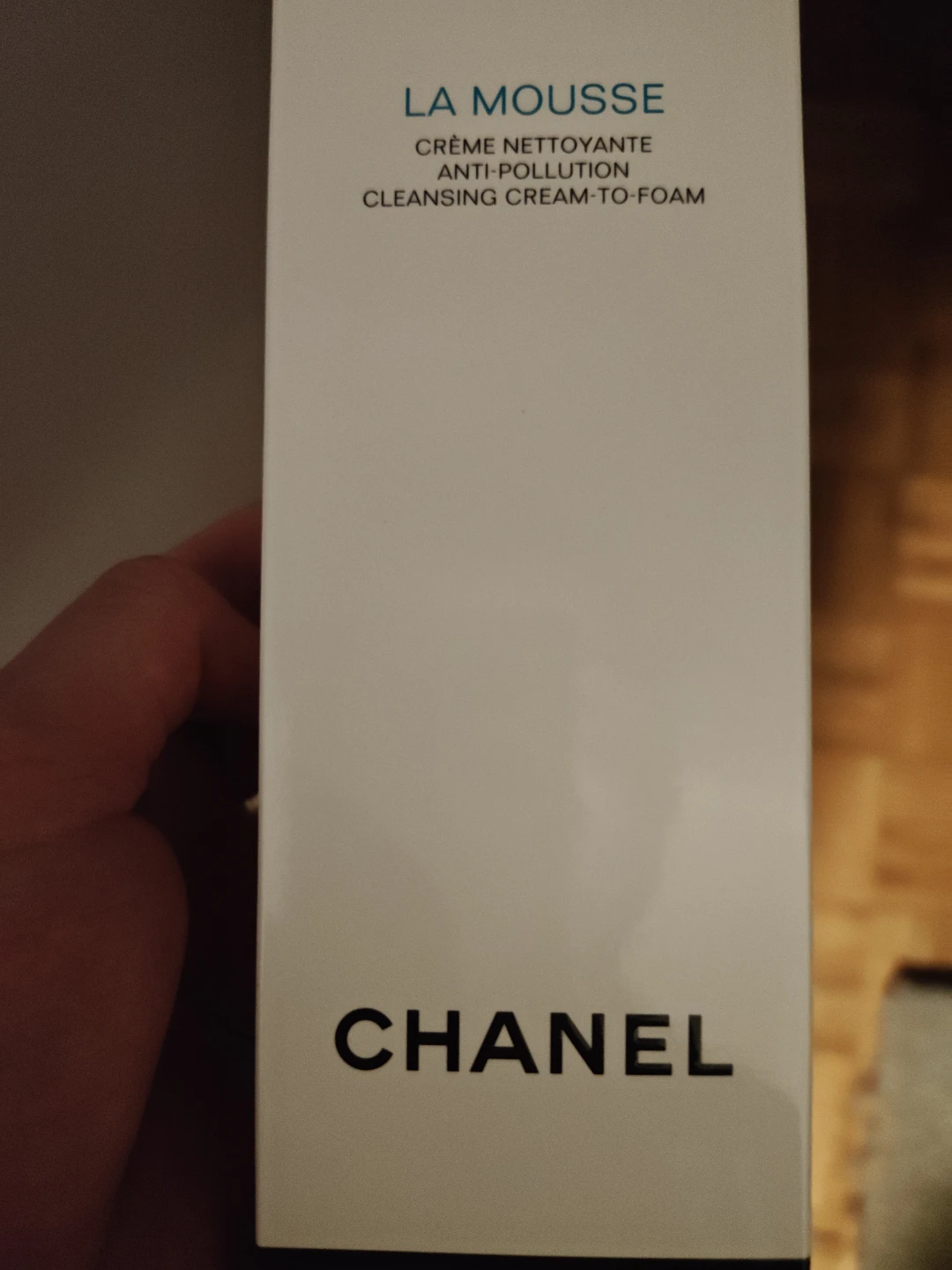 Chanel La Mousse Cleansing Cream-to-Foam Anti-Pollution
