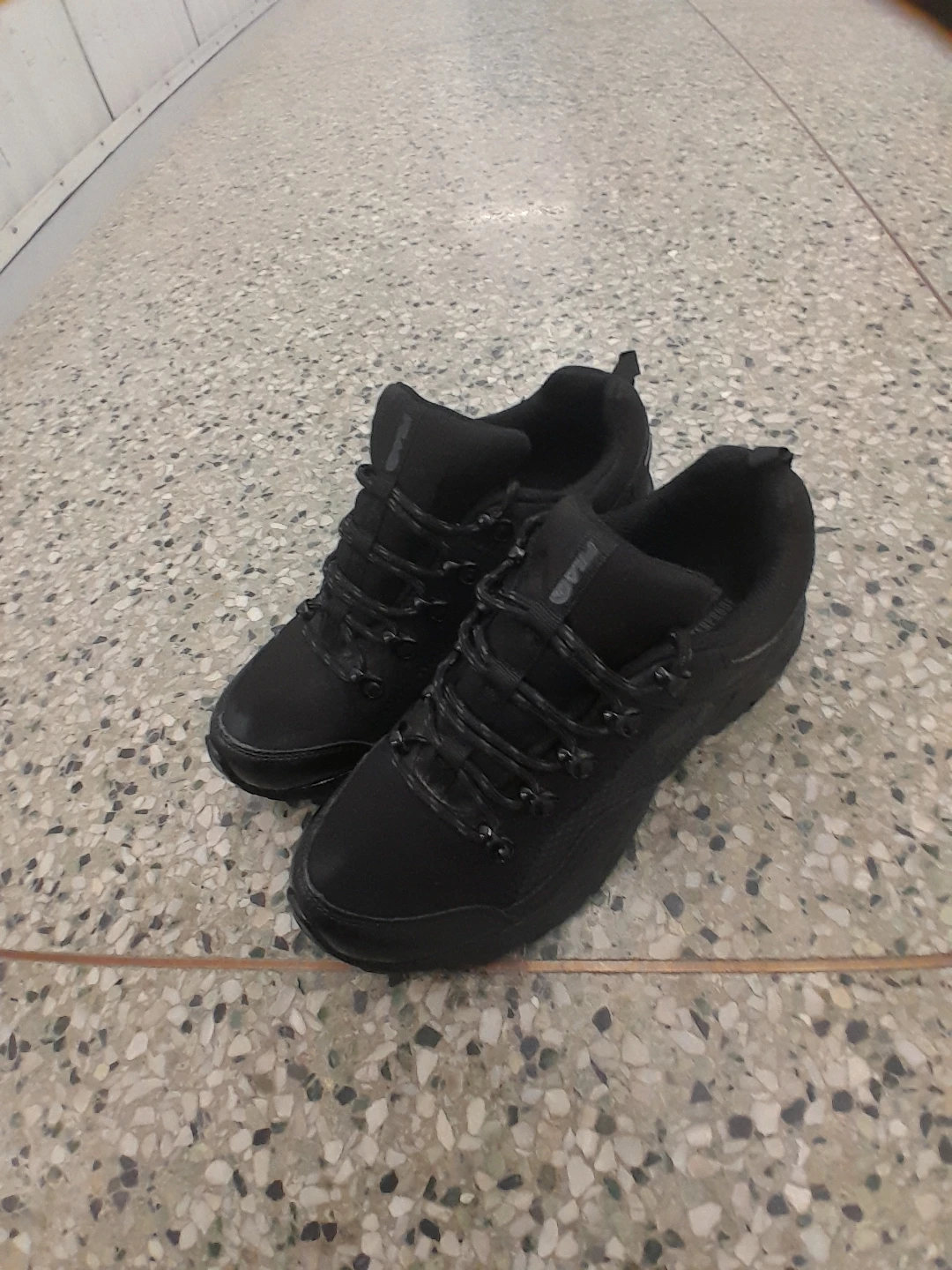 Black Fila RuShoes Men's Size 10 - photo 2