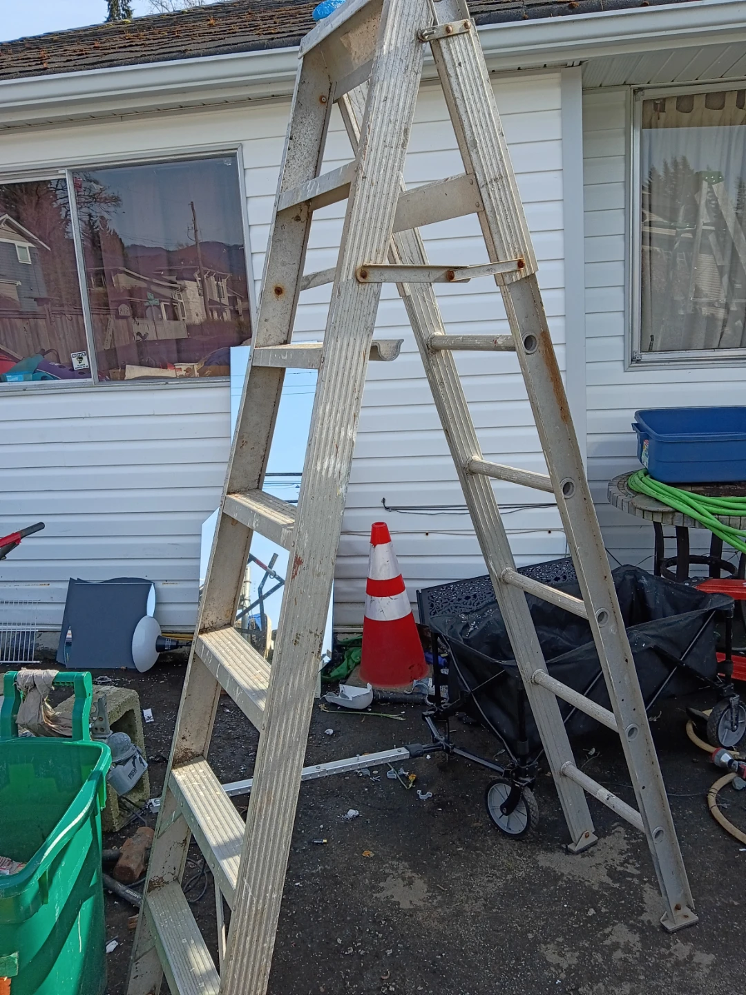 Aluminum A-Frame Ladder extendable