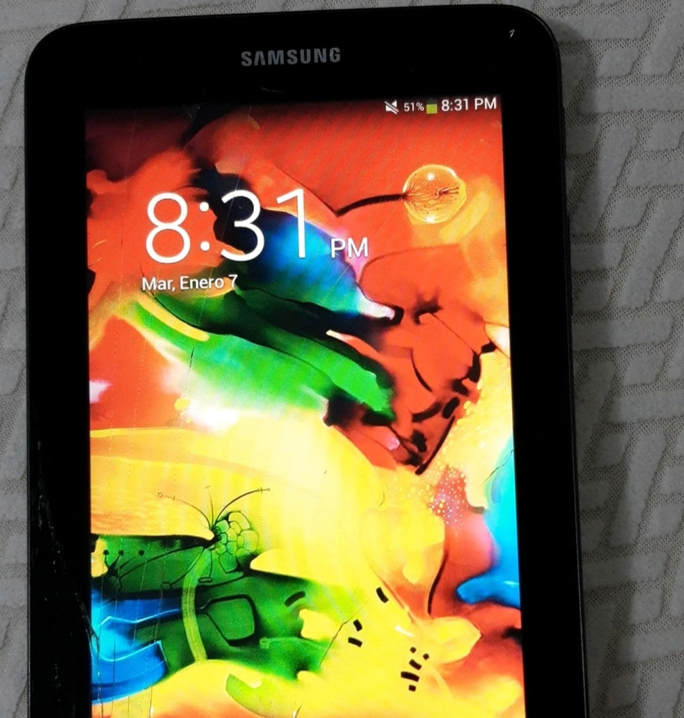 Samsung Tablet - Screen Cracked