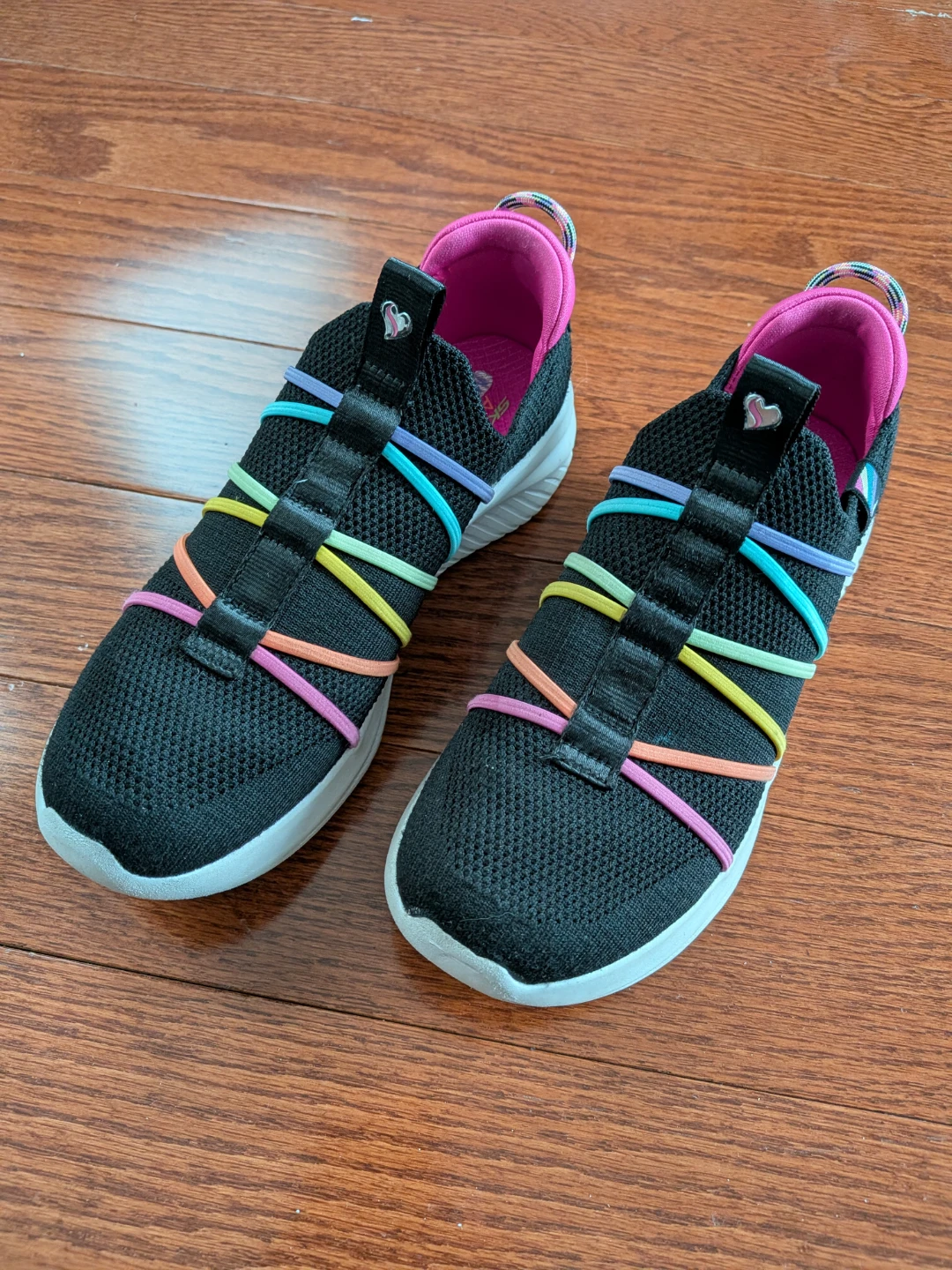Girls Skechers shoes