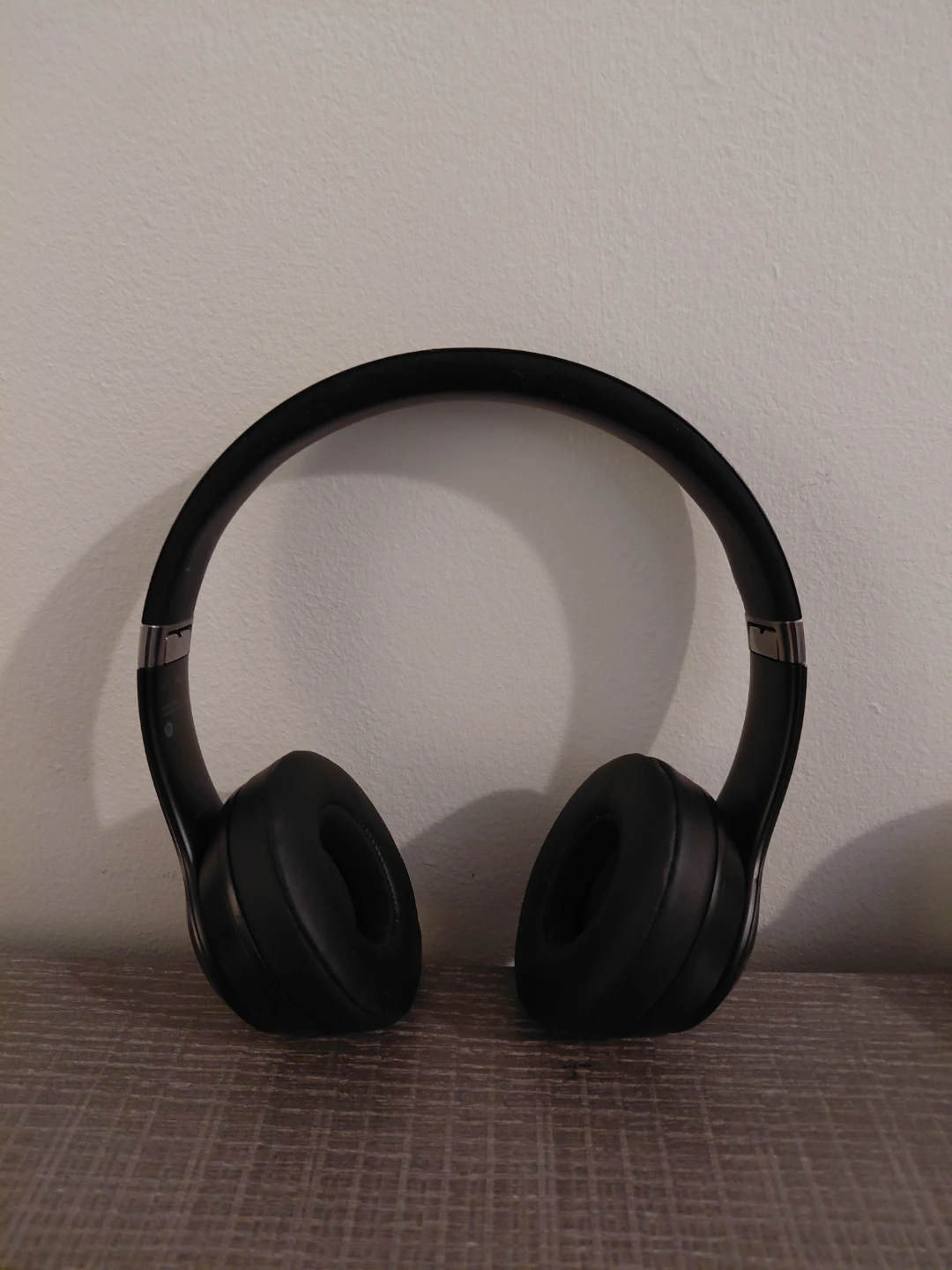 Beats Solo 4 Wireless Headphones - Black