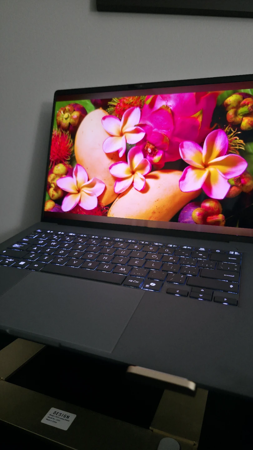 ASUS Zenbook A14 OLED with Copilot +