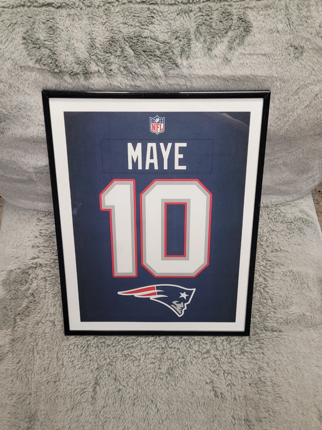 Framed New England Patriots Jersey - 10 MAYE