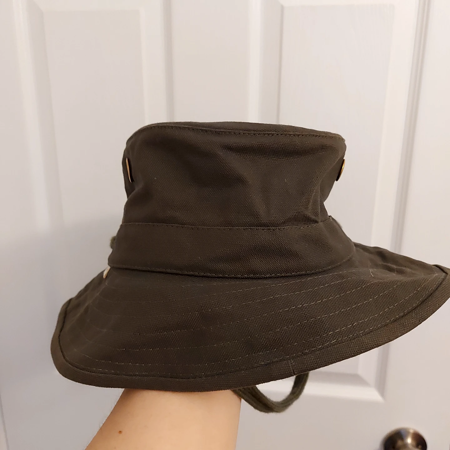 Tilley Hat - Olive Green - Size 7 3/8 - photo 2