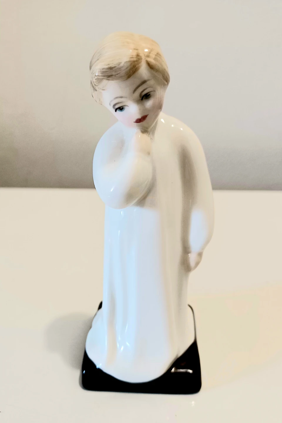 Vtg Royal Doulton Darling Figurine