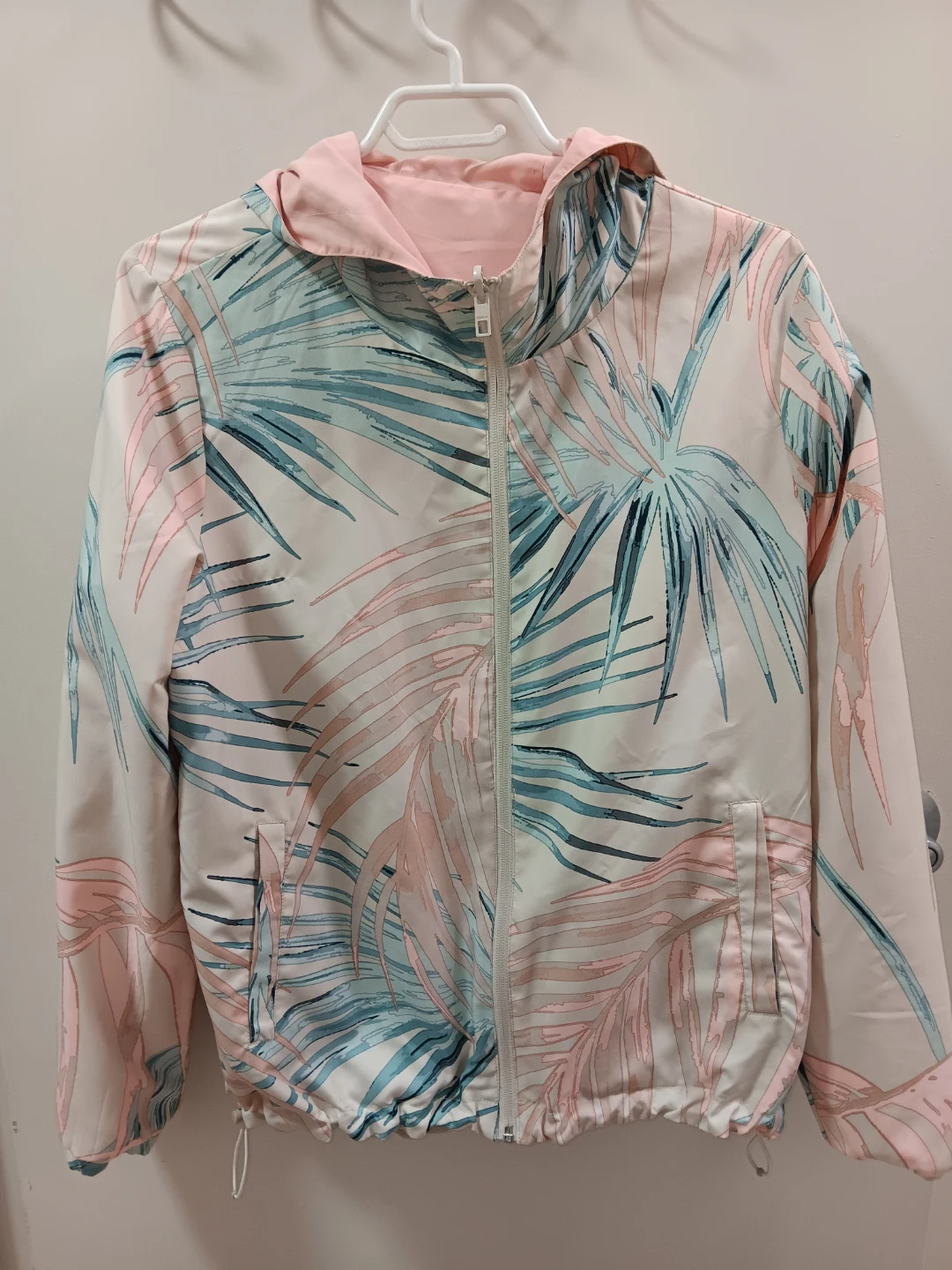 Reversible Pink and Grey/Tropical Print Jacket (XL)! - photo 4