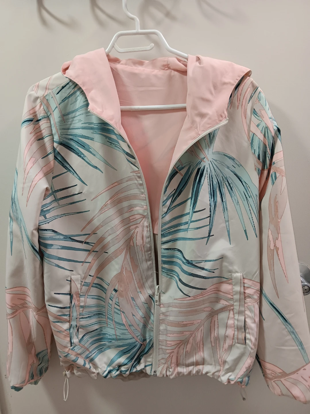 Reversible Pink and Grey/Tropical Print Jacket (XL)! - photo 5