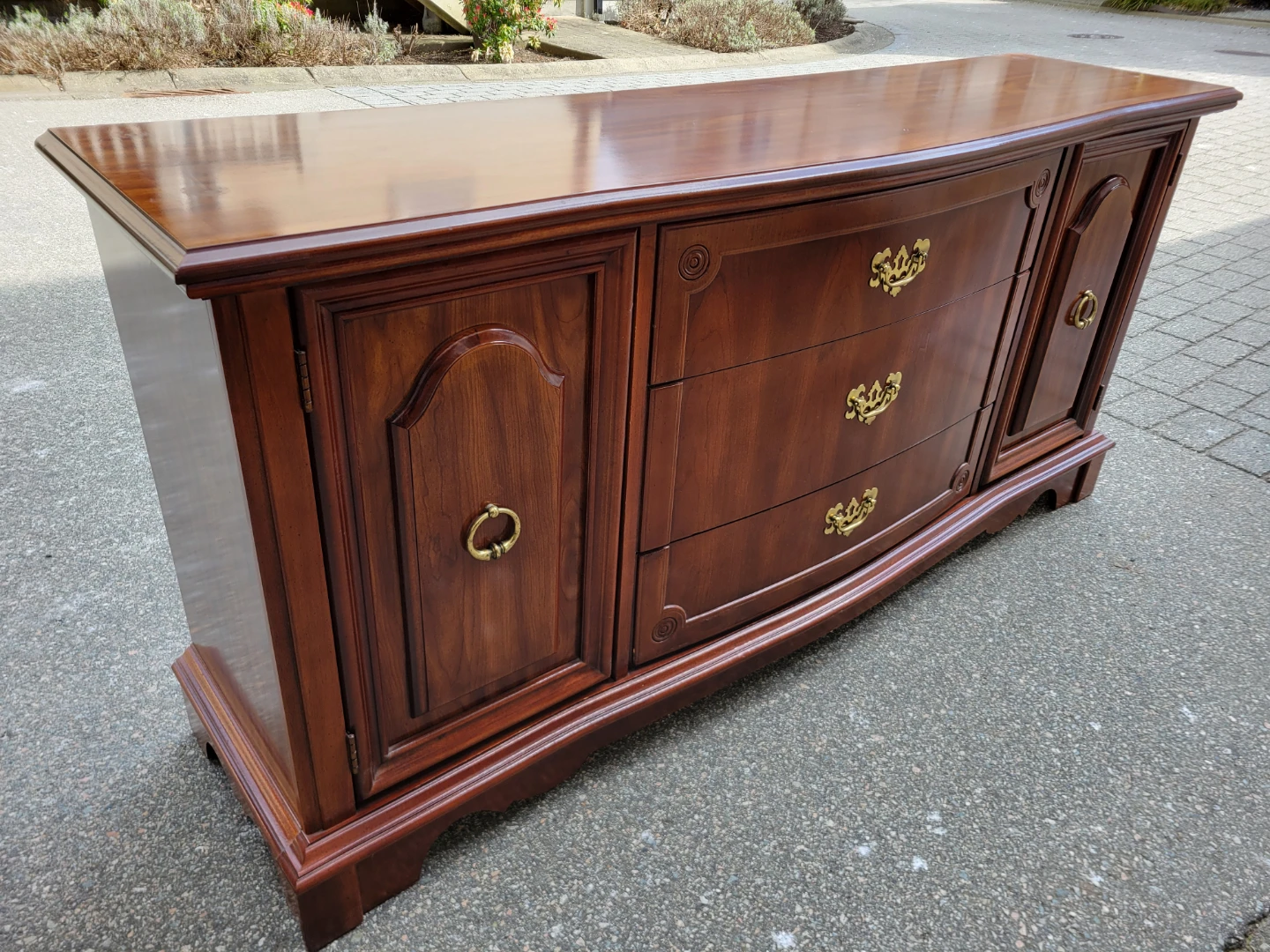 Beautiful Vintage Sideboard / Buffet - Georgian Style - photo 2