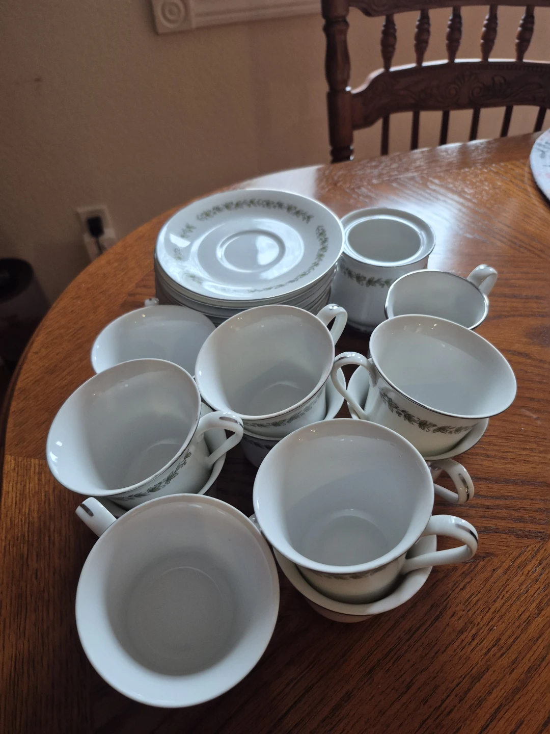 TOWNE HOUSE Justine Fine China Tea Set