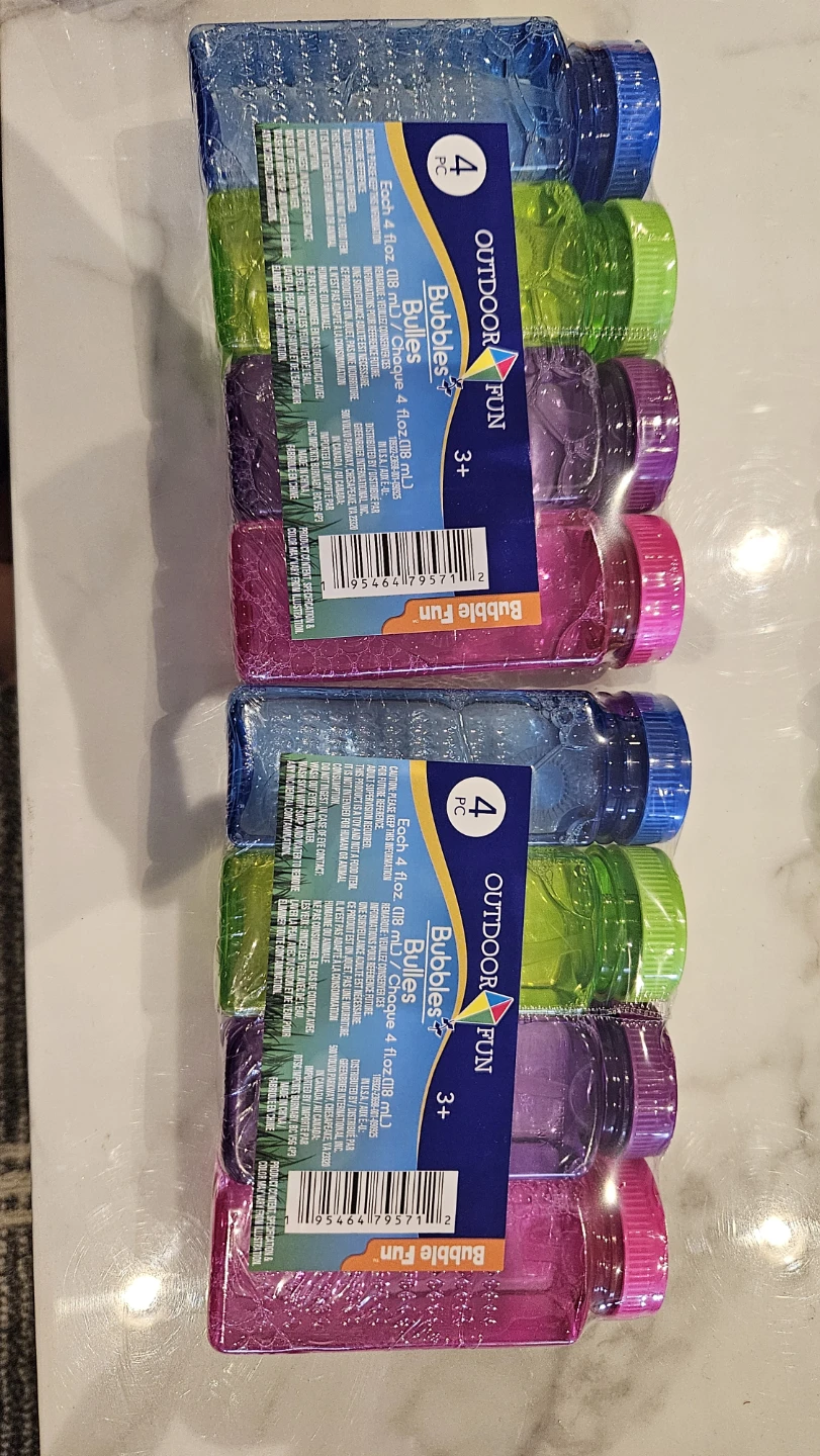 Outdoor Fun Bubbles - 8 bottles in total
