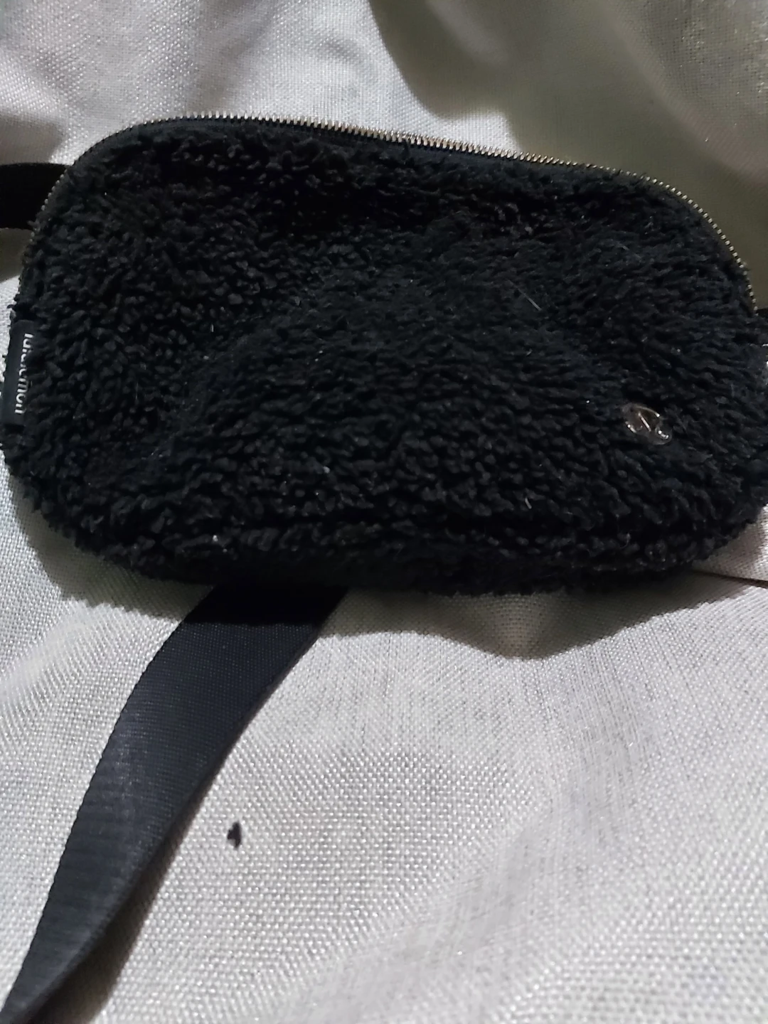 Lululemon Black Fleece Pouch