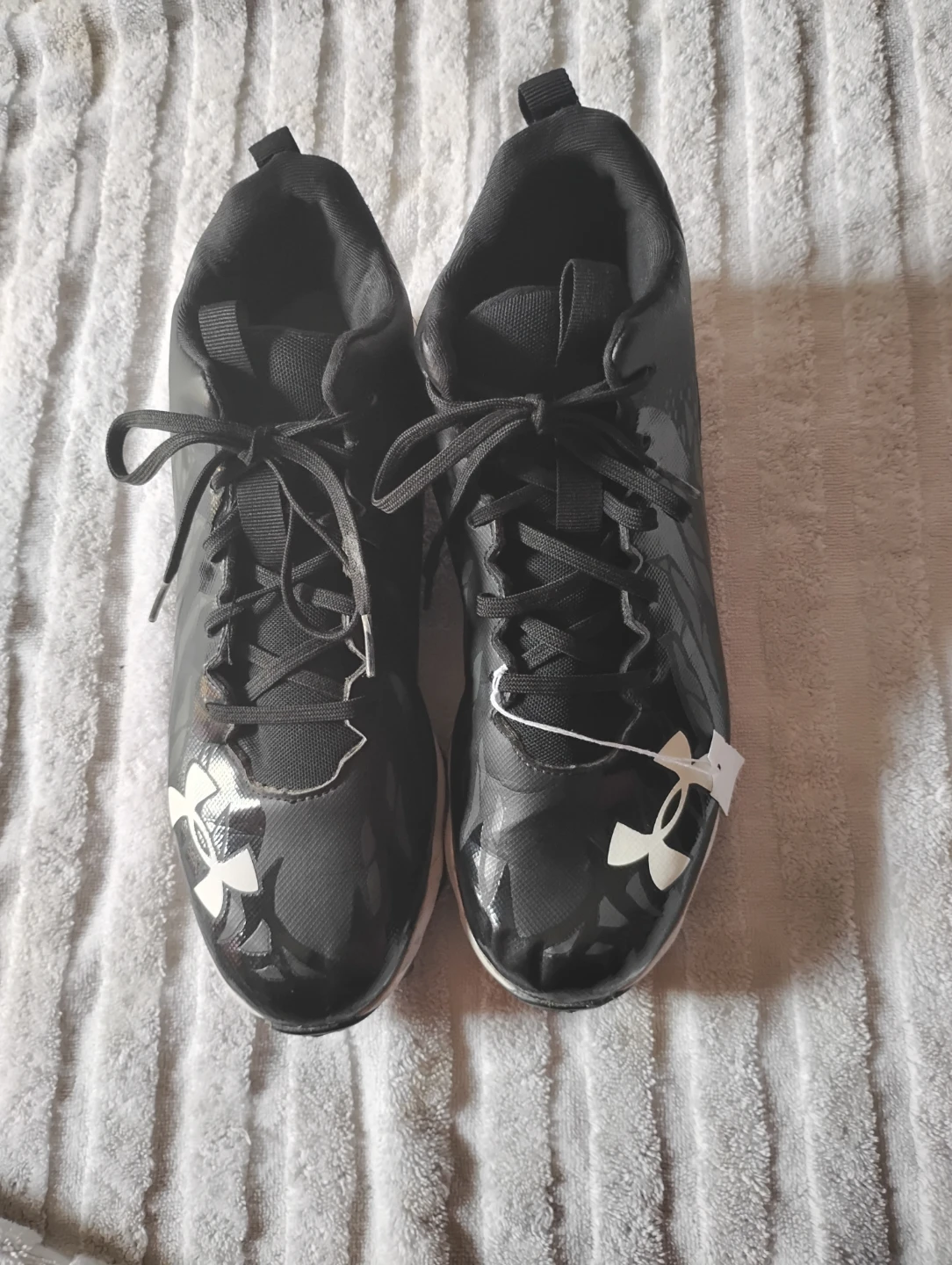 Under Armour Black Football Cleats - photo 3