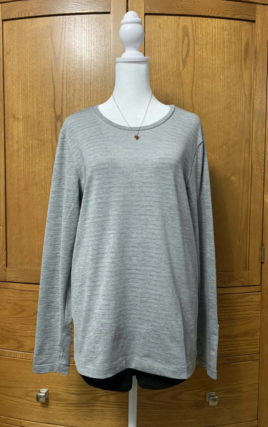 Tuff Athletics Grey Long Sleeve Shirt Size L/G