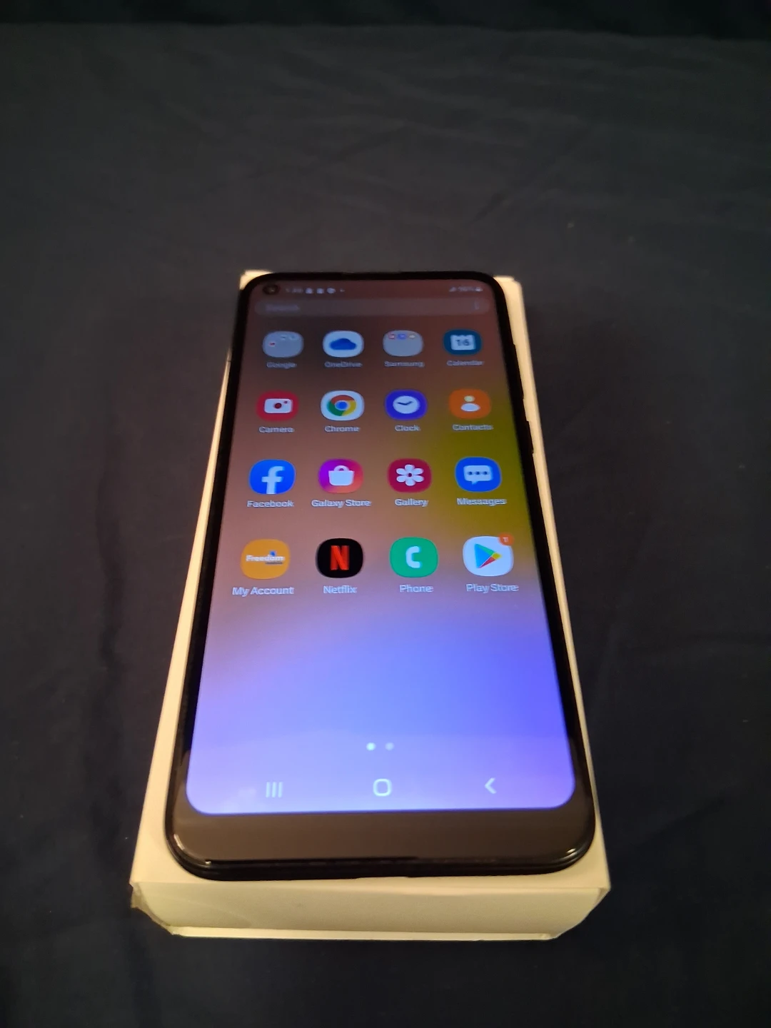Samsung A11 - photo 2