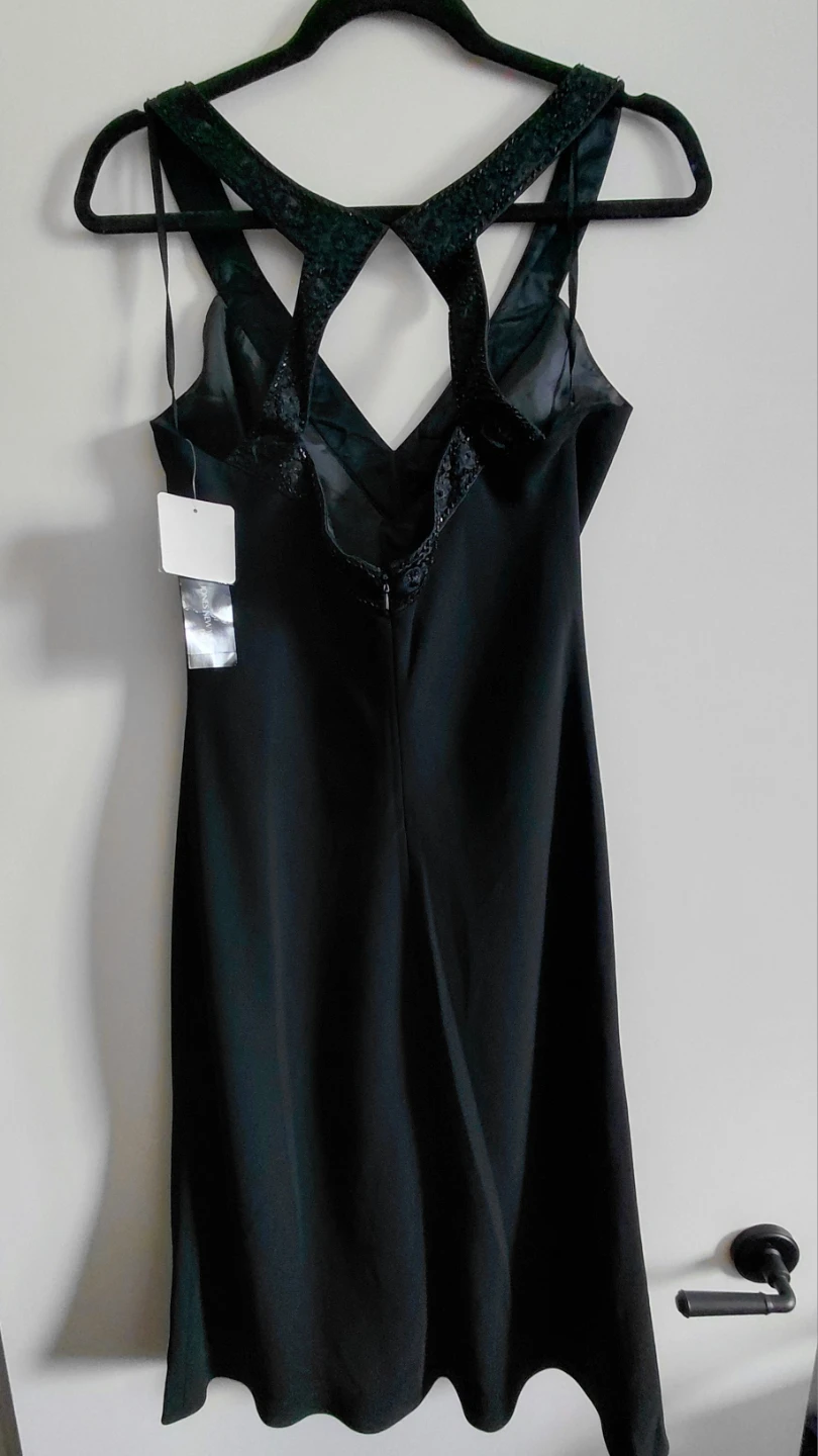 Jones New York Black Beaded V-Neck Dress Size 10 - photo 4