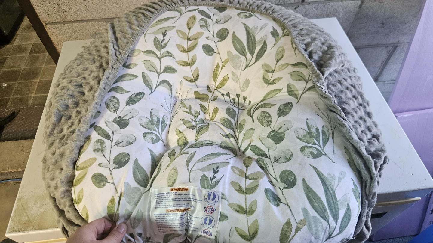 Baby Lounger and extra cover - photo 2