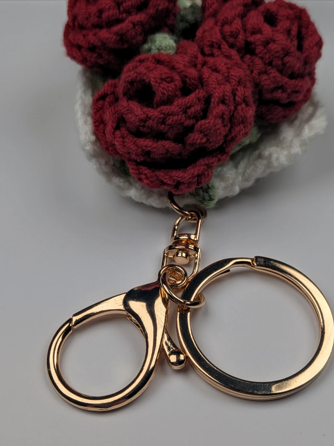 Mother's Day Crocheted Rose Bouquet Keychain - photo 4