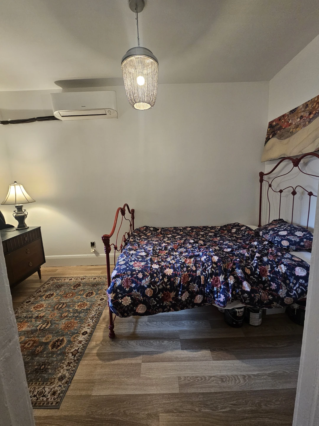 Private room for rent