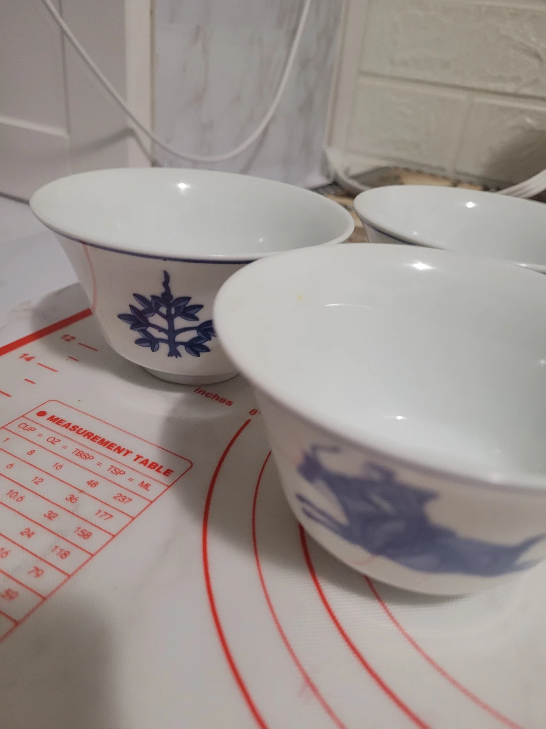 Tatung Taiwan Blue White Porcelain Bowls (Set of 3)$6 - photo 5