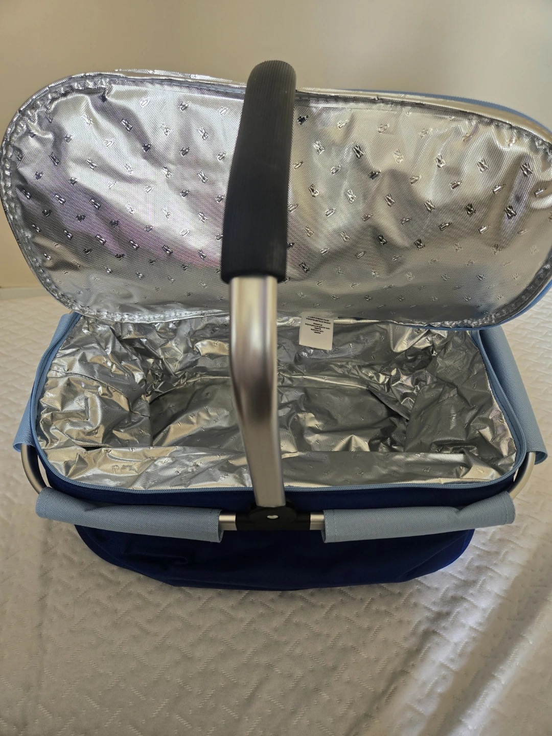 Blue Insulated Picnic Basket with Folding Handle - photo 3