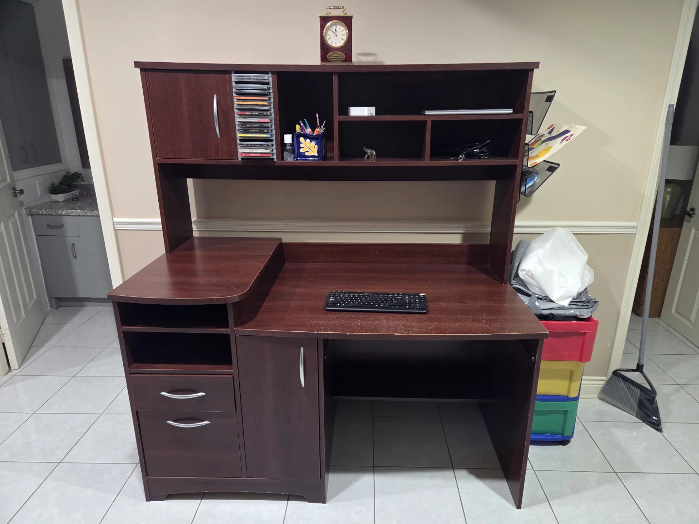 Computer Desk with Hutch - photo 4