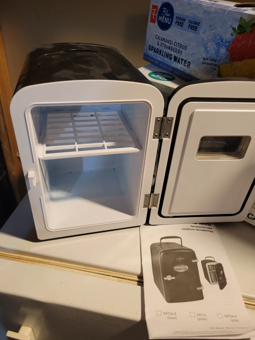 Koolatron Retro Mini Thermoelectric Cooler - photo 4
