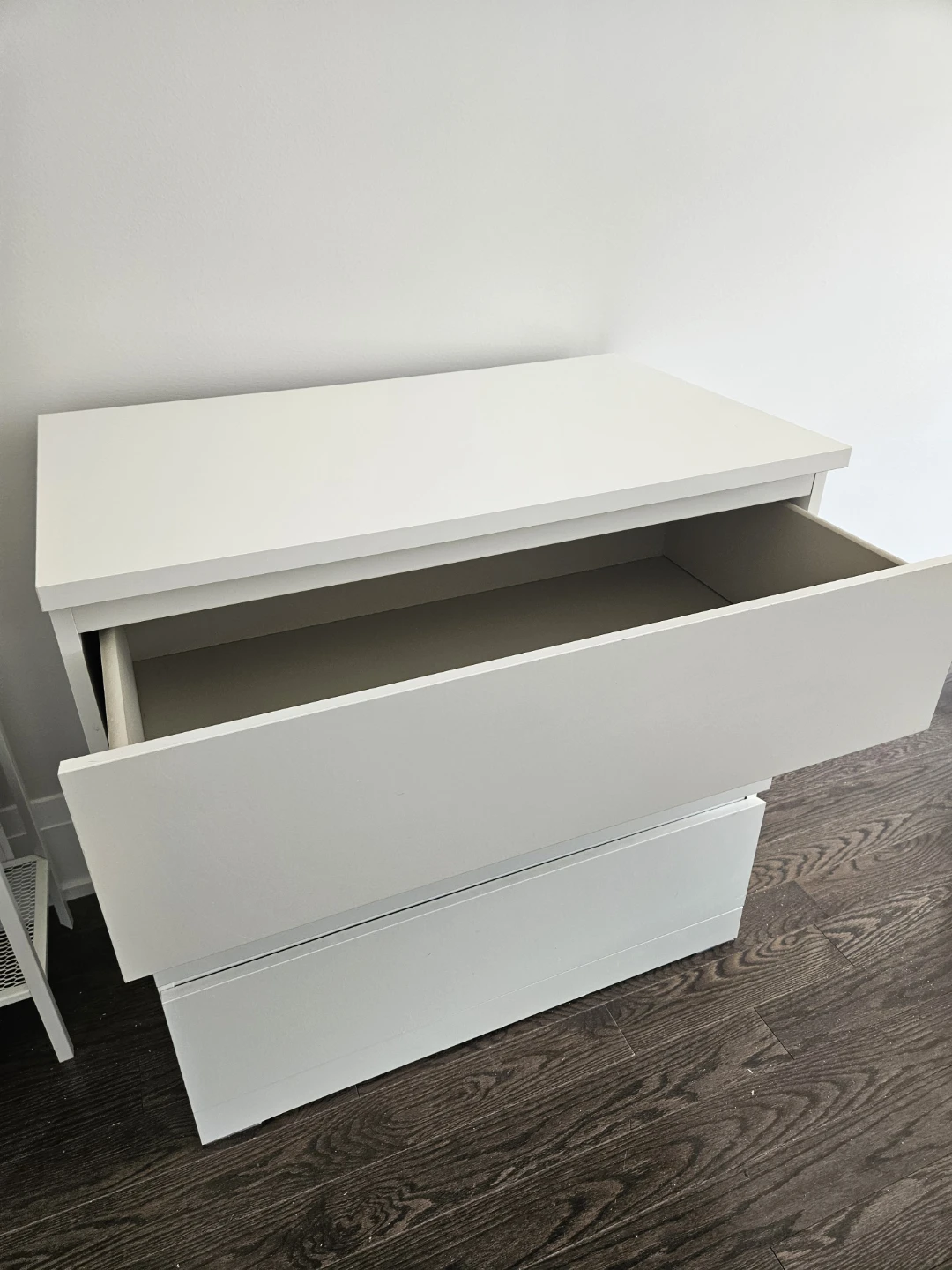IKEA MALM 3-Drawer Chest - White - photo 3