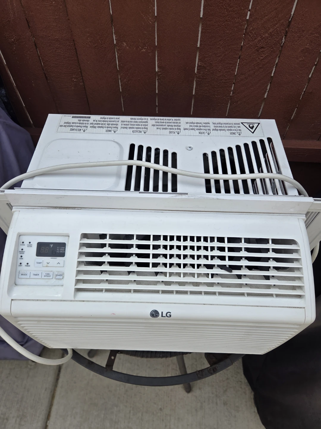 LG LW6017R 6,000 BTU Room Air Conditioner