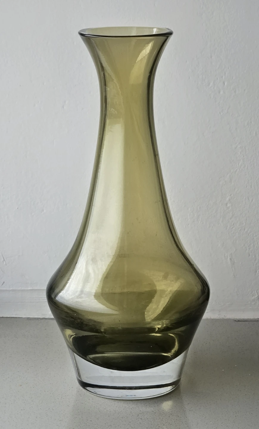 Rare Vintage Tamara Aladin 6" Art Glass Vase - photo 5