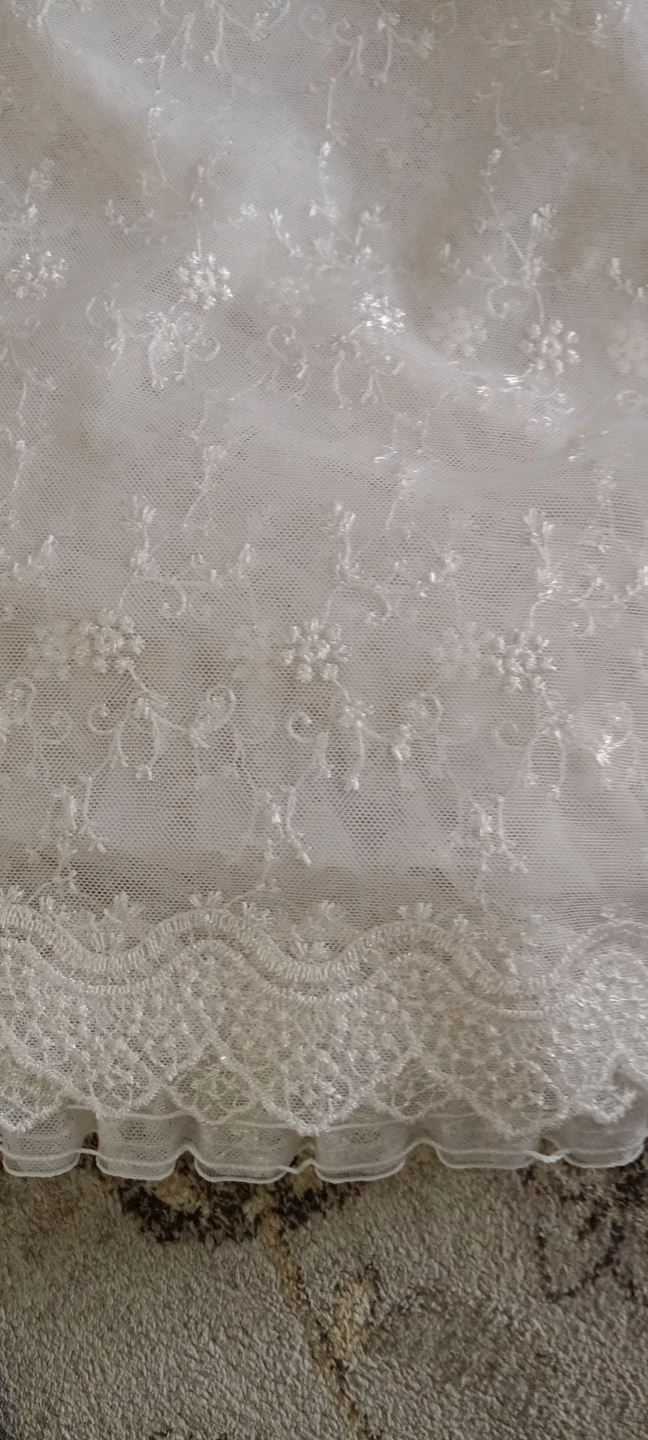 White Lace Trimmed Overlay Fabric - photo 2