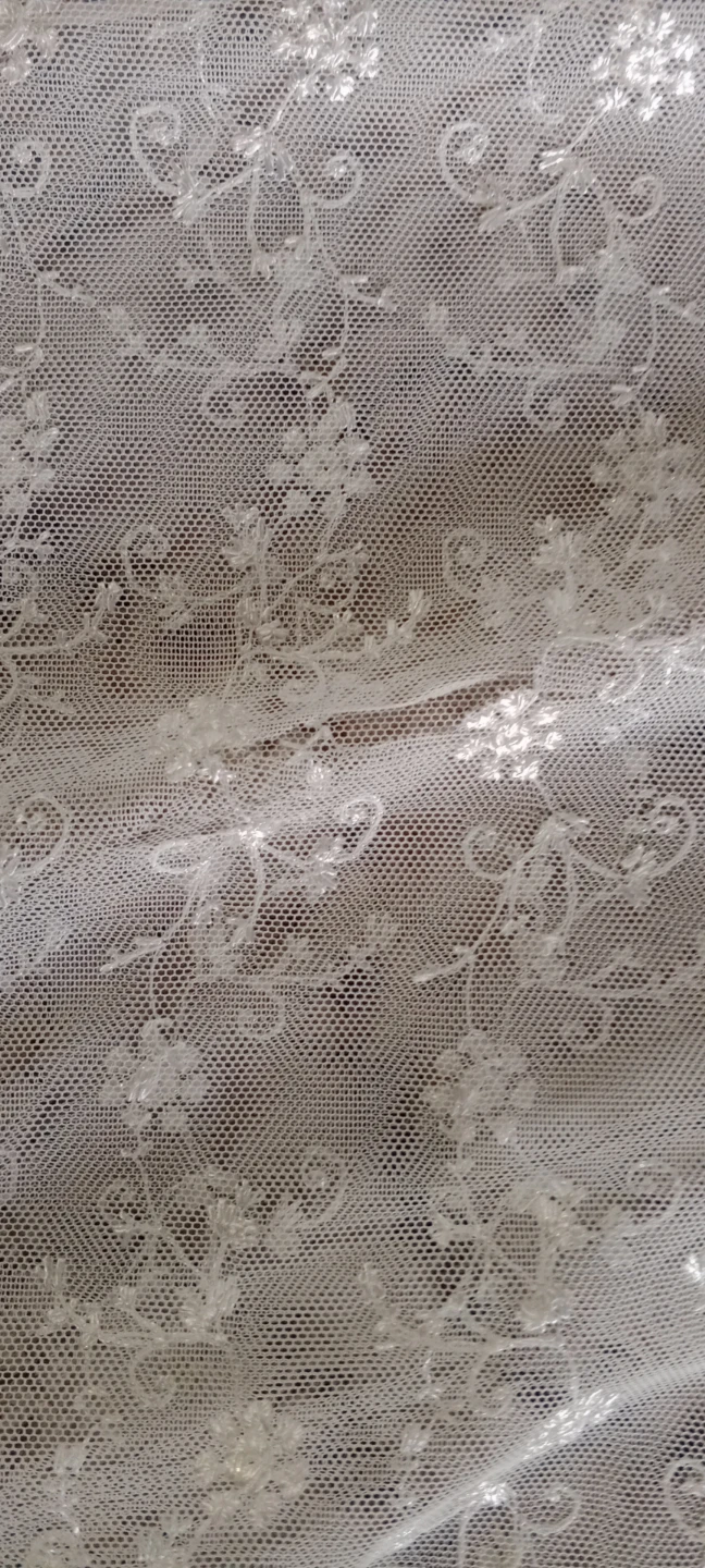 White Lace Trimmed Overlay Fabric - photo 5