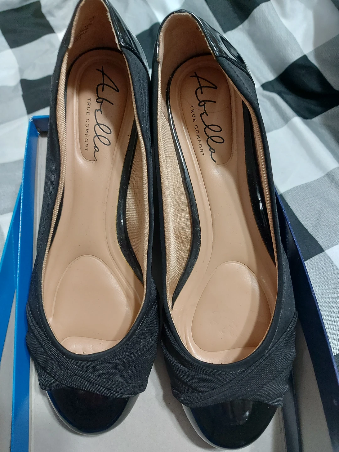 Abella True Comfort Black Wedge Shoes