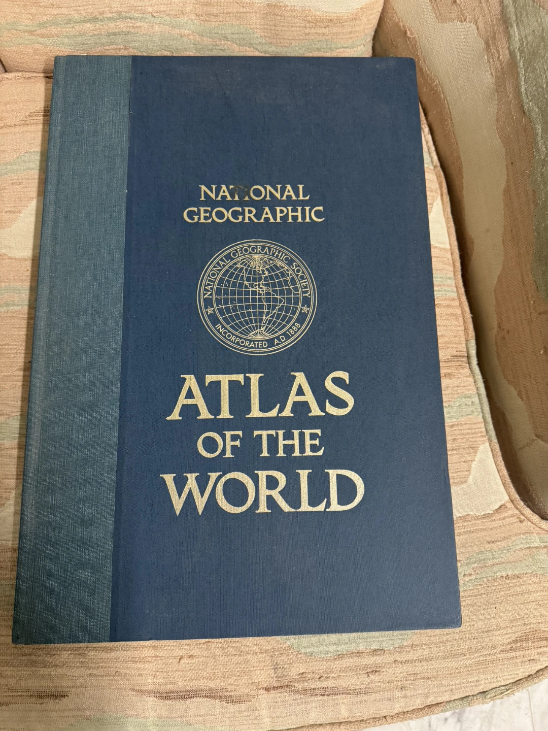 National Geographic Atlas of the World Book