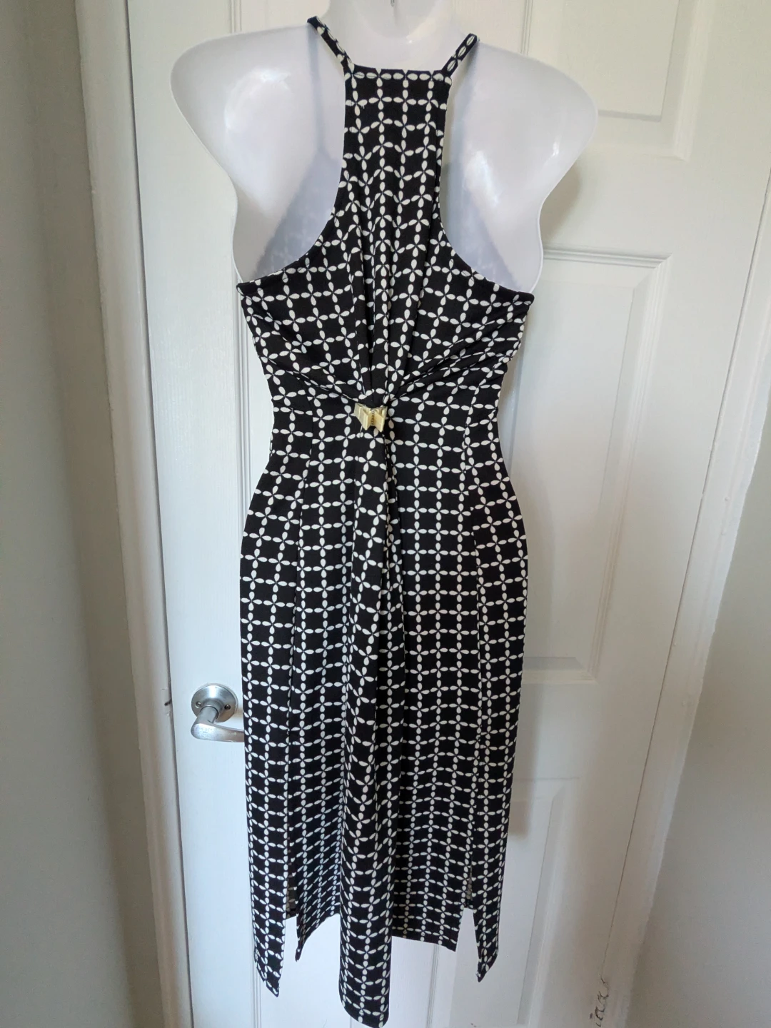 Black and White Geometric Print Maxi Dress - photo 3