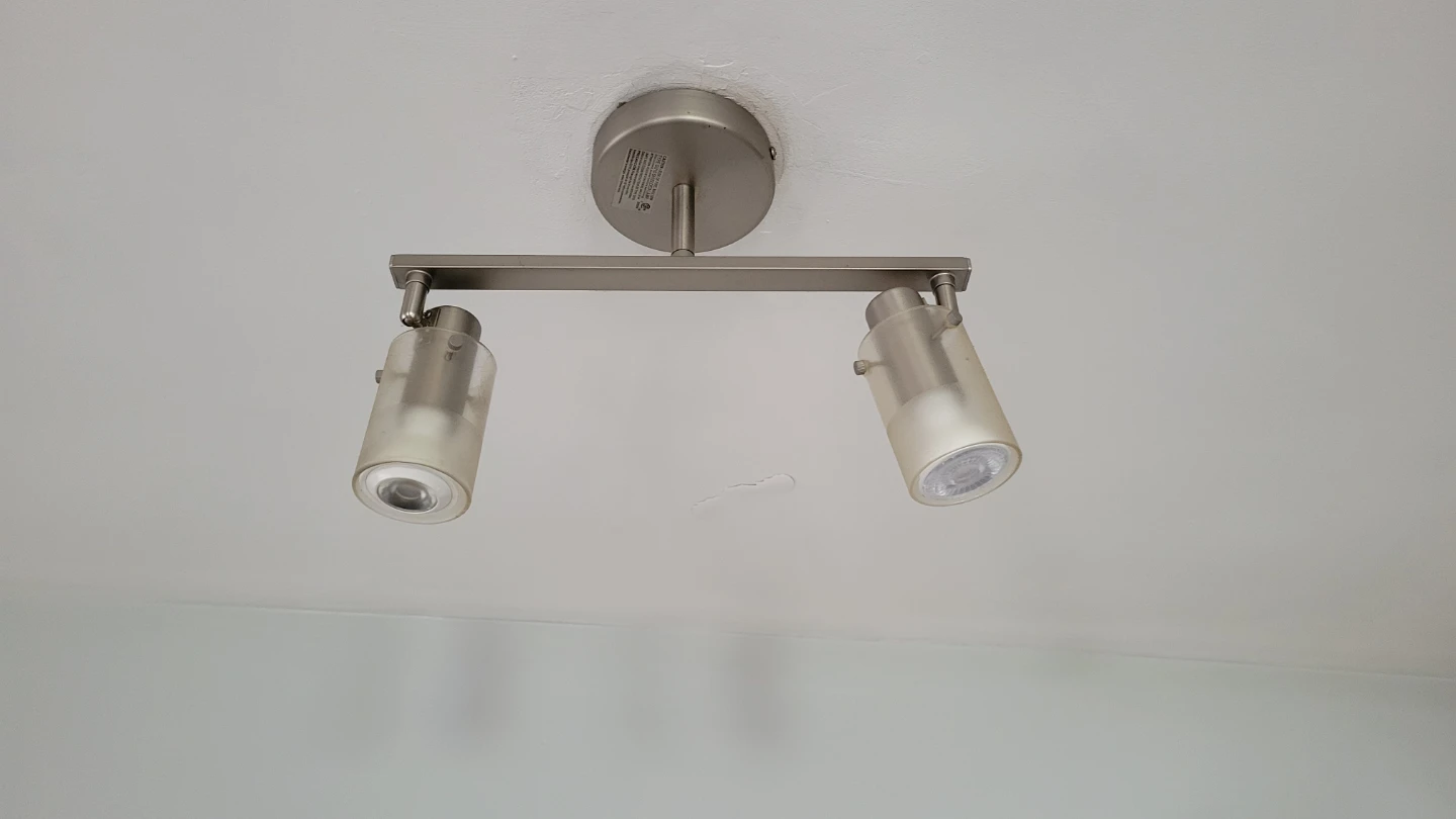 Hampton Bay Lightings with Adjustable Cylinder Heads