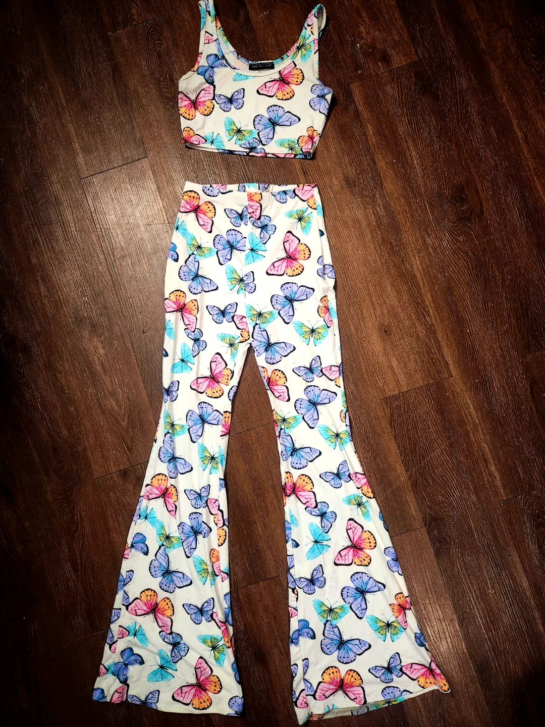 ONE BY ONE Butterfly Print Crop Top and Flare Pants Set