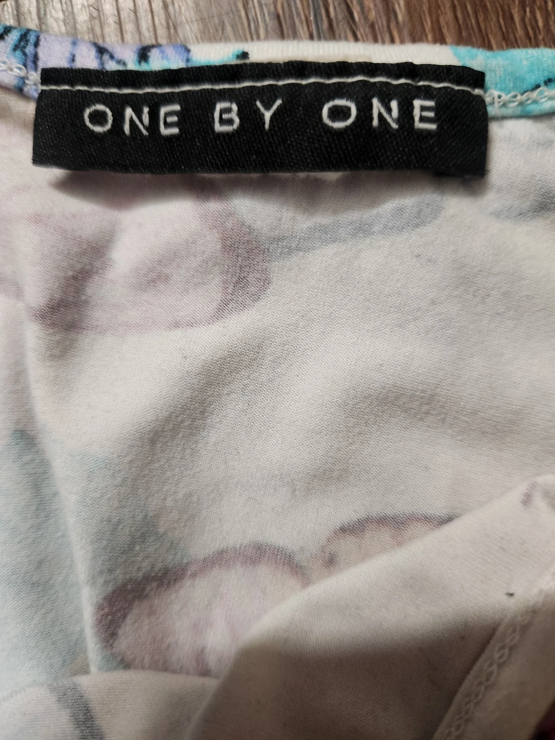 ONE BY ONE Butterfly Print Crop Top and Flare Pants Set - photo 2