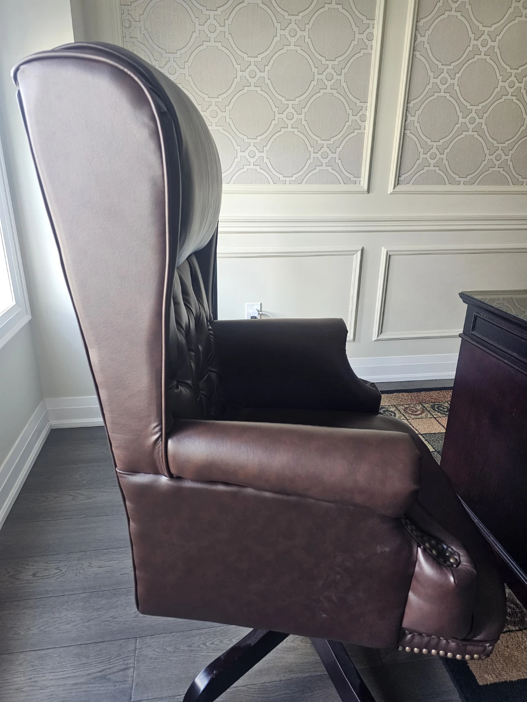 Brown Executive Swivel Office Chair - photo 3