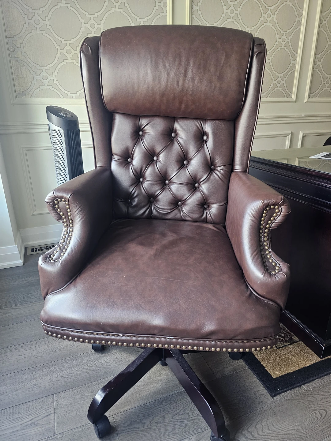 Brown Executive Swivel Office Chair - photo 5