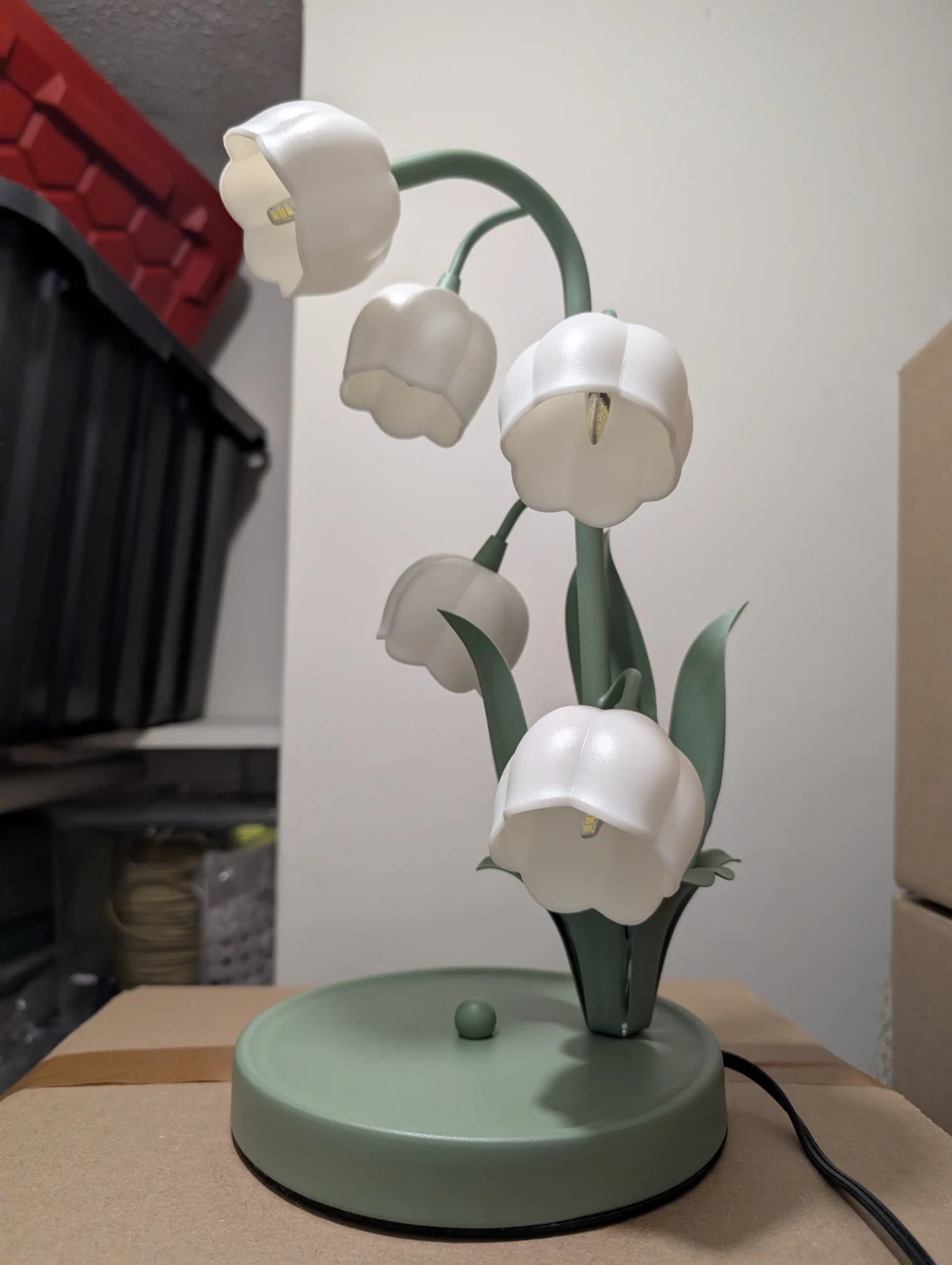 Green Lily of the Valley Table Lamp - photo 3